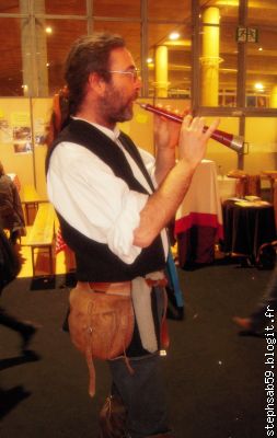 Notre ami du stand d'en face.....